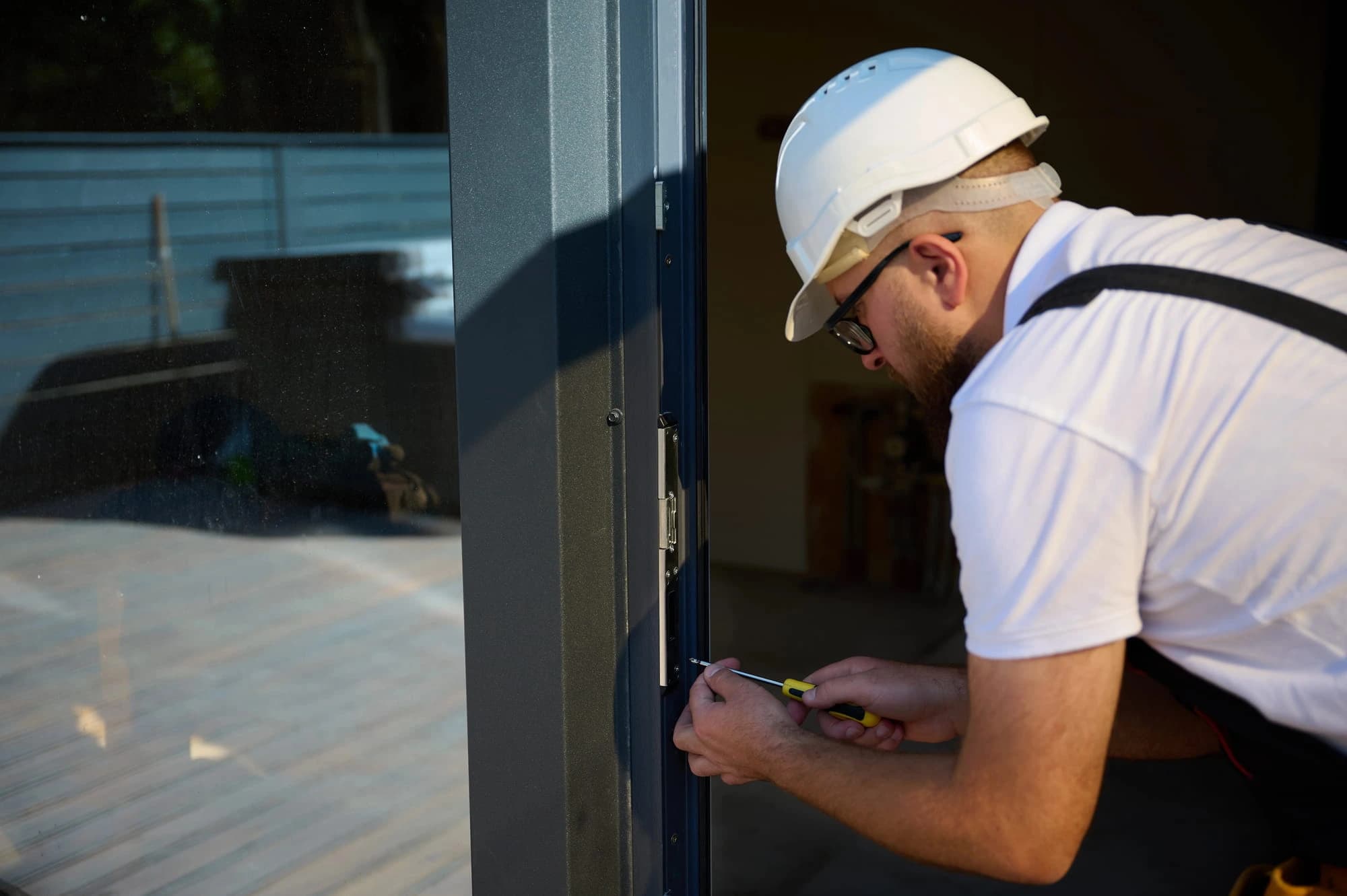 Commercial door hinge and closer hardware